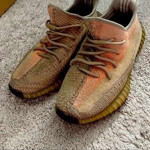 YEEZY Boost 350 v2 Sand Troupe size 10.5 Men’s
